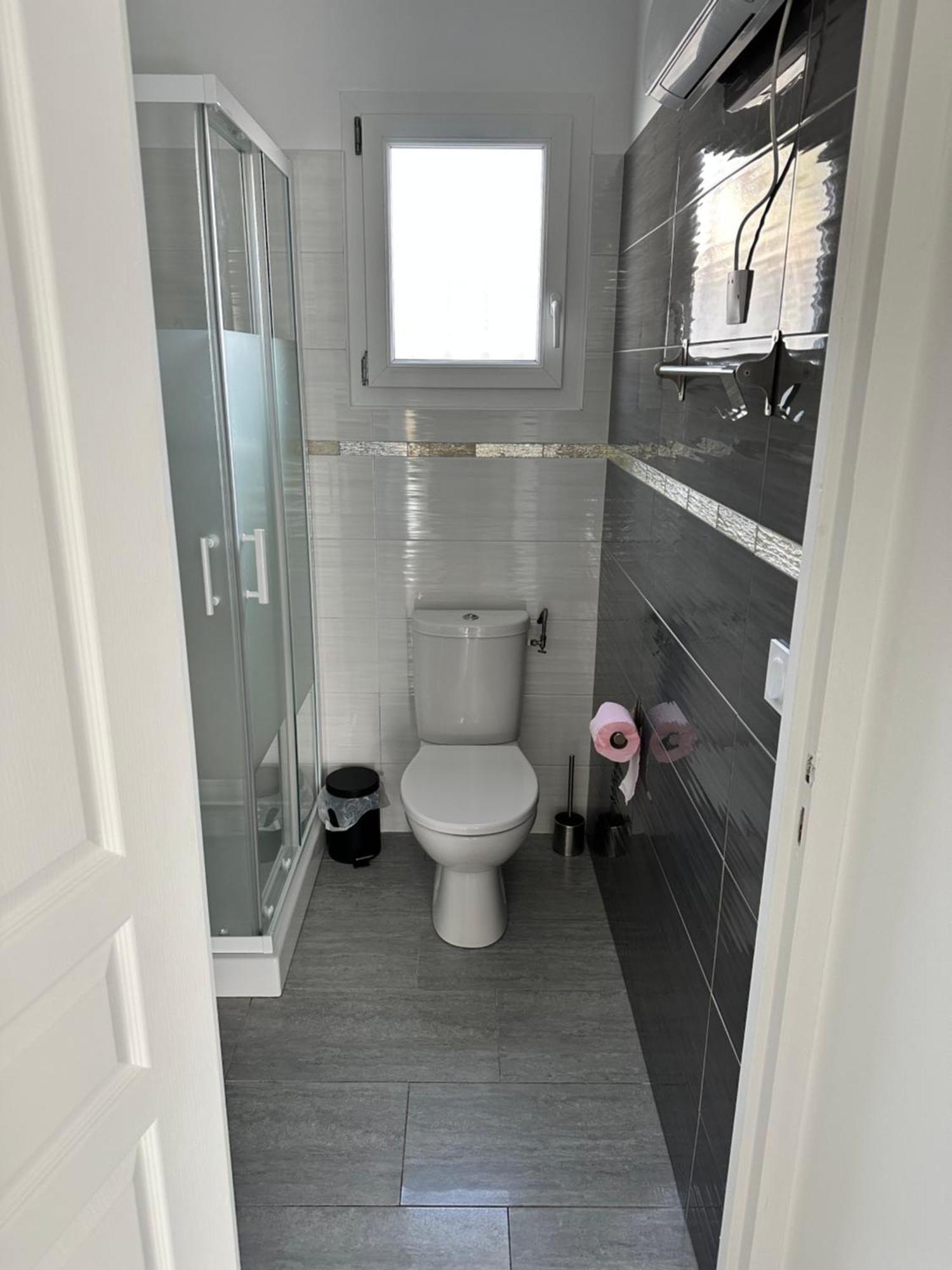 Appartement T2 Avec Terrasse Et Cour Кавайон Екстериор снимка